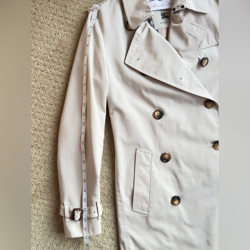 Burberry Classic Tan Trench Coat size 8 - Picture 11 of 16